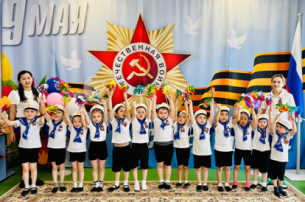 День Победы в средней группе День Победы в средней группе.